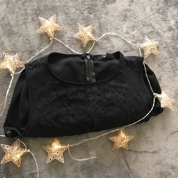 Classic Black Romper with Lace Top - Picture 6 of 6